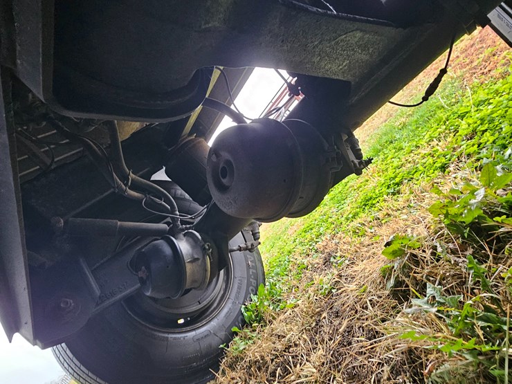 2017-timpte-hopper-bottom-image-38