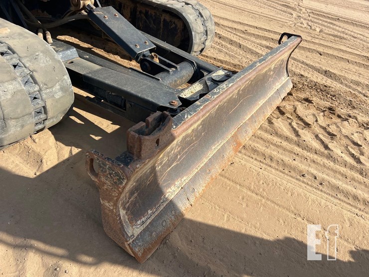 caterpillar-305e2-cr-image-16