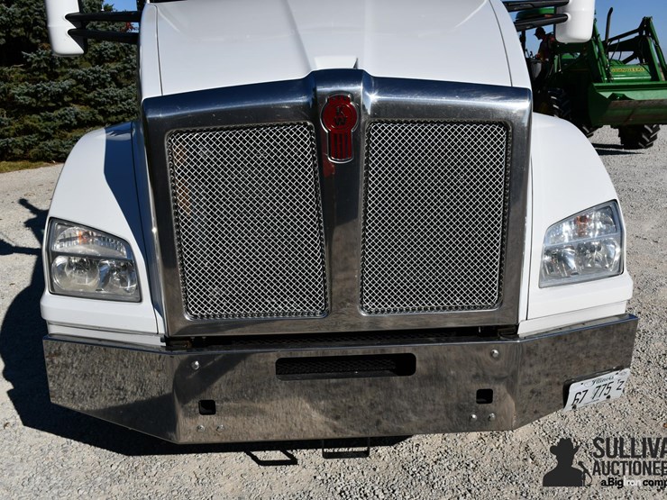 2020-kenworth-t880-image-9