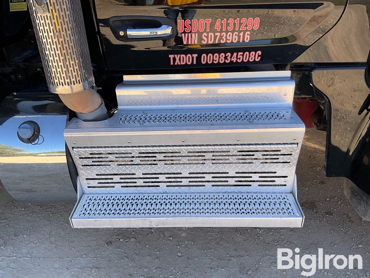 peterbilt-567-image-20