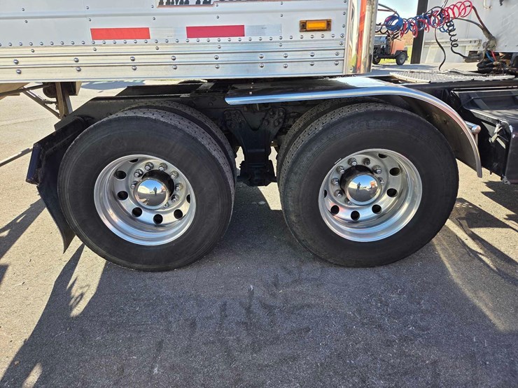 kenworth-t800-image-25