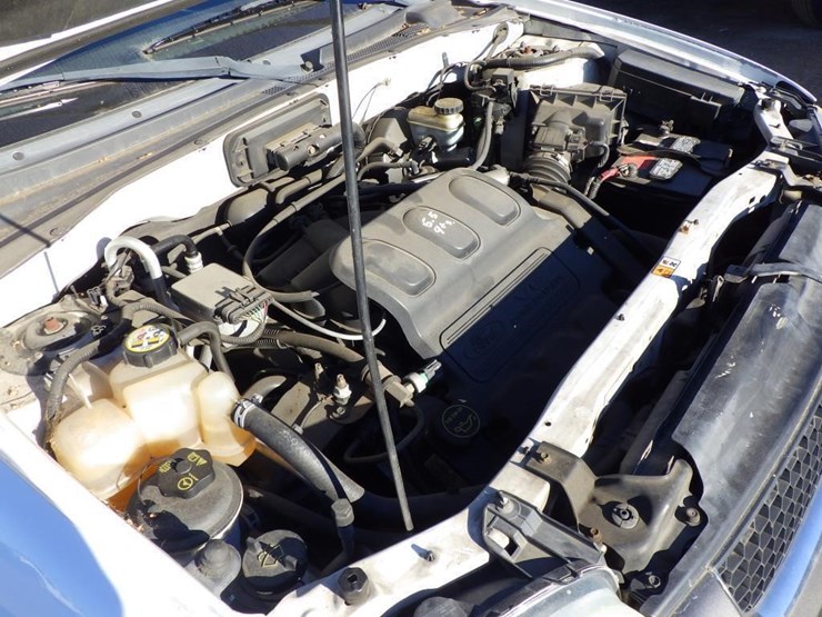 2003-ford-escape-image-11