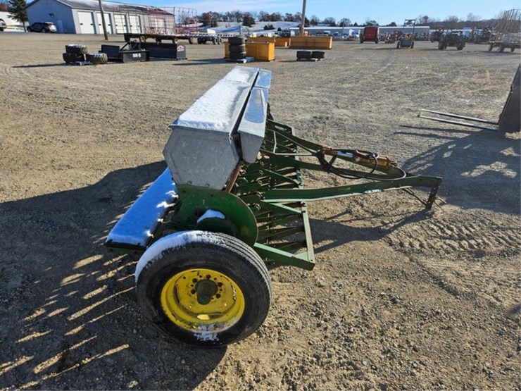 john-deere-10-image-6