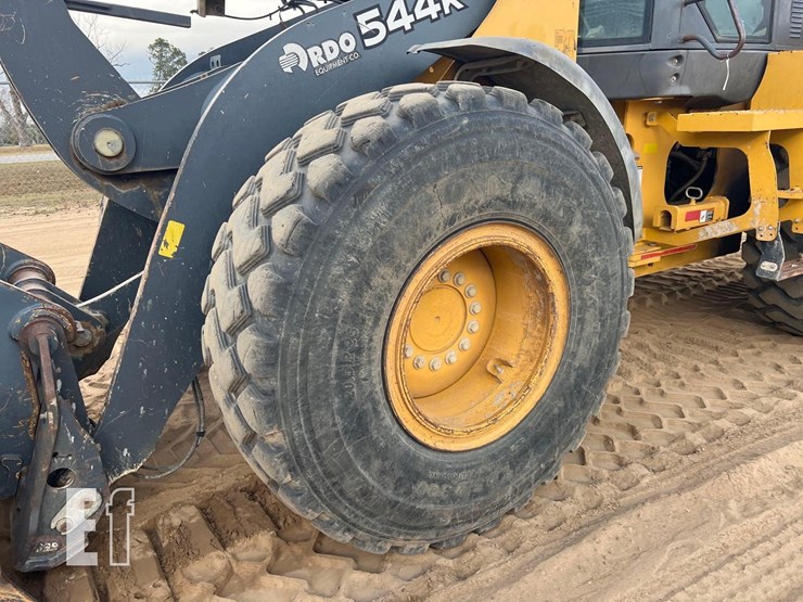 2011-deere-544k-image-9