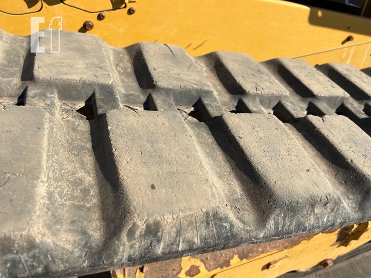 caterpillar-299d2-image-15