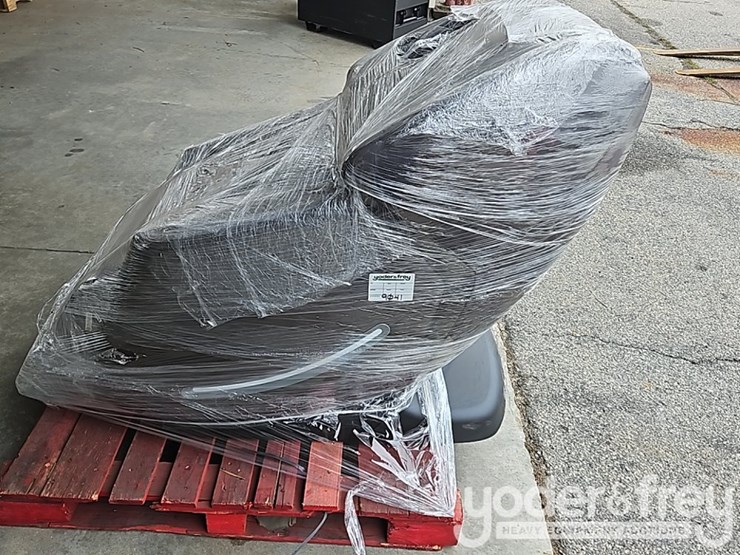 unused-massage-chair-(oaski)-image-2