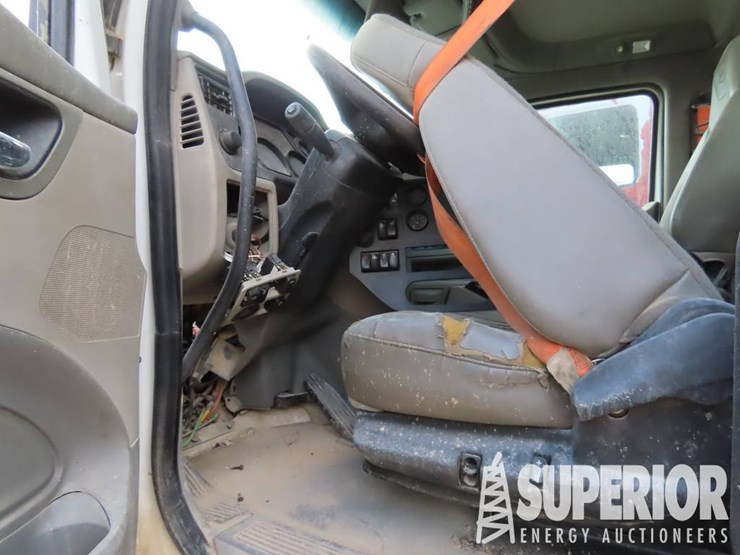 2018-peterbilt-367-image-7