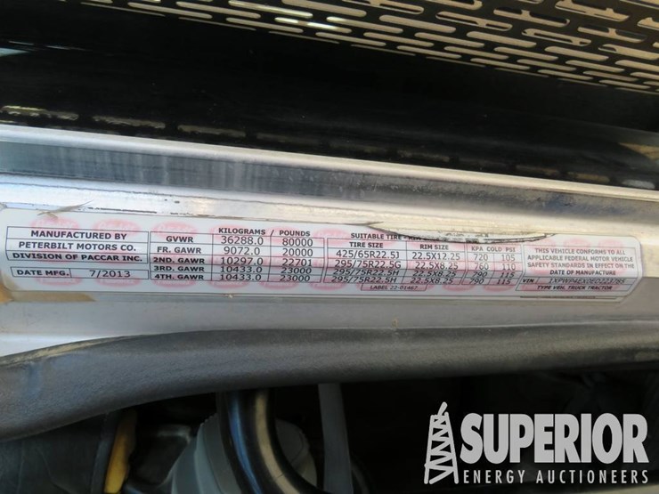 2014-peterbilt-388-image-17