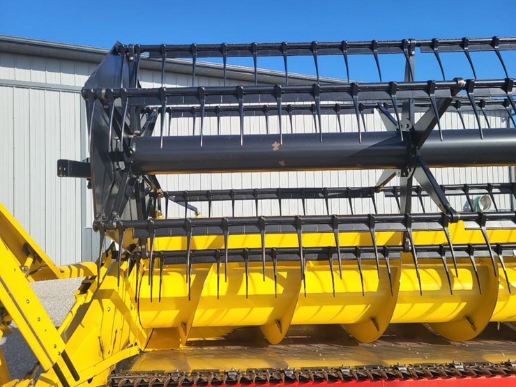 new-holland-74c-image-24