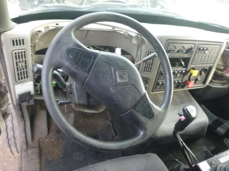 international-7600-image-15