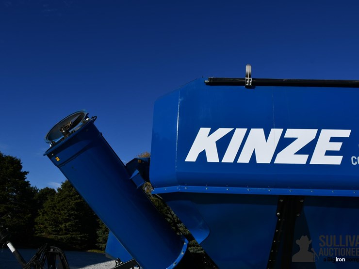 2023-kinze-1521-image-15