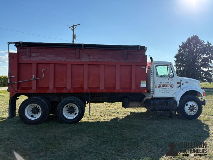 international-4900-image-4