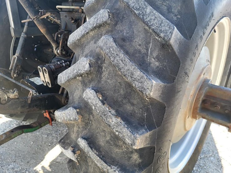 white-2-105-image-36