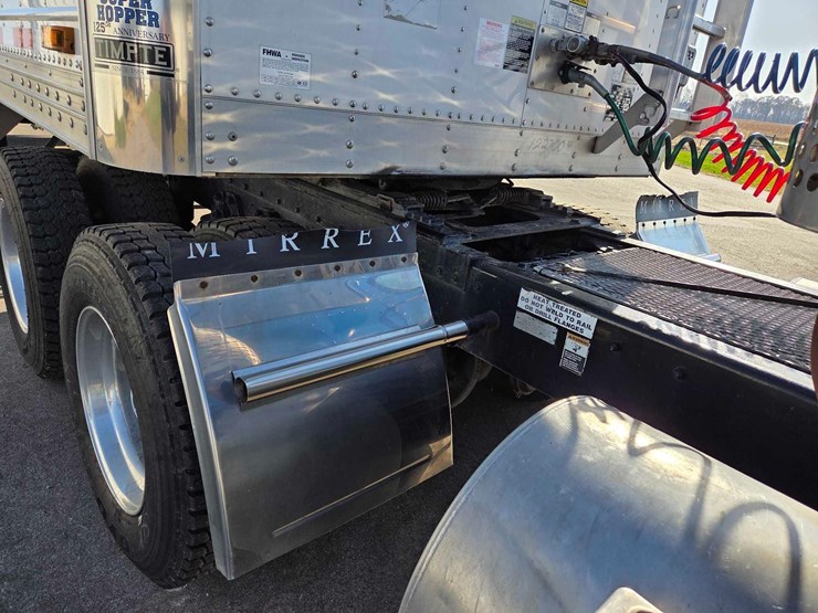 kenworth-t800-image-32