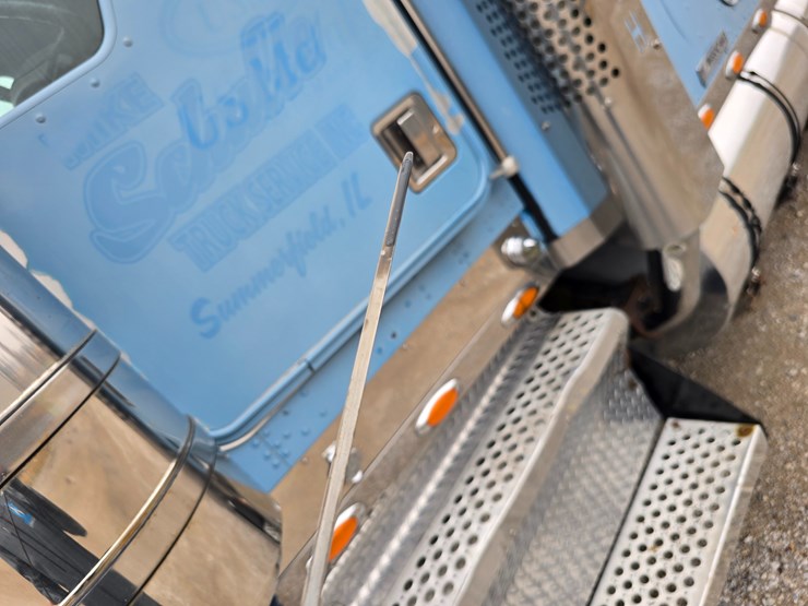 1999-kenworth-w900l-image-117