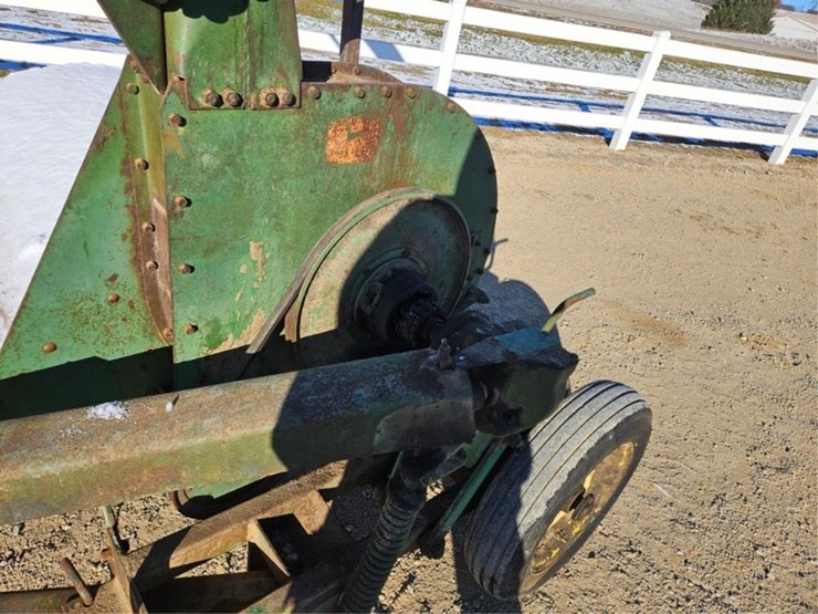 john-deere-15-image-11