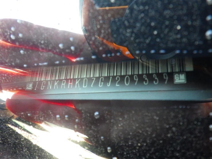 2016-chevrolet-traverse-image-15