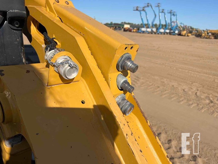 caterpillar-299d2-image-10