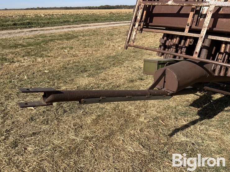 feed-panel-trailer-image-10