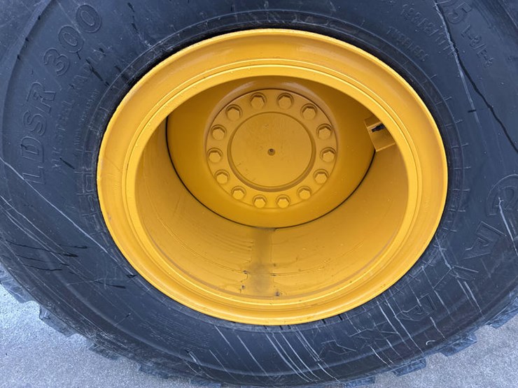 john-deere-624-image-54