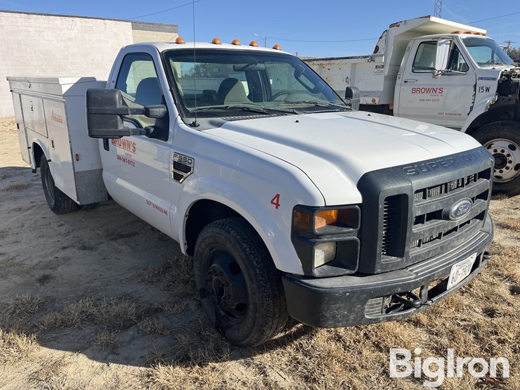 ford-f350-xl-image-3