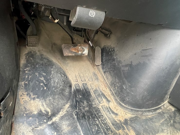 #1403-•-2005-chevy-cargo-van-(wi-title-in-delay)-image-50