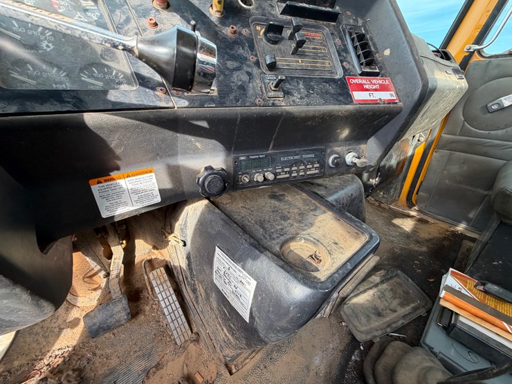 1999-caterpillar-3306-image-41