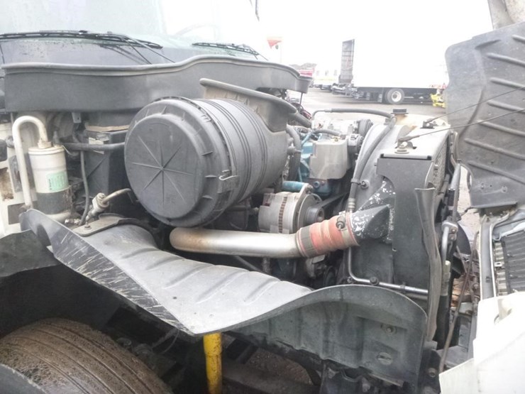 2003-international-durastar-4300-image-14