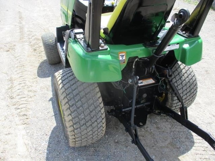 john-deere-2305-image-12