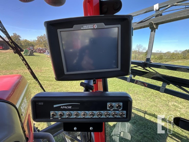 2012-apache-as720-image-21