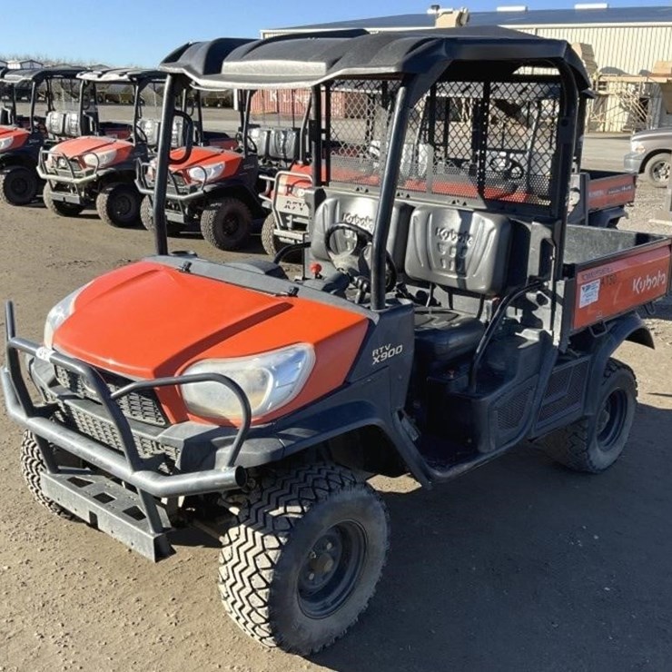 KUBOTA RTV900