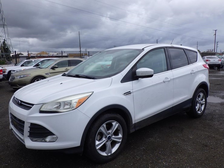 2016-ford-escape-image-1