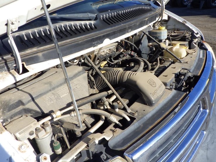 2002-dodge-ram-3500-image-11