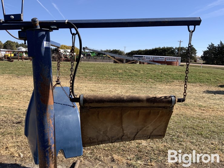 lewis-cattle-oiler-image-10