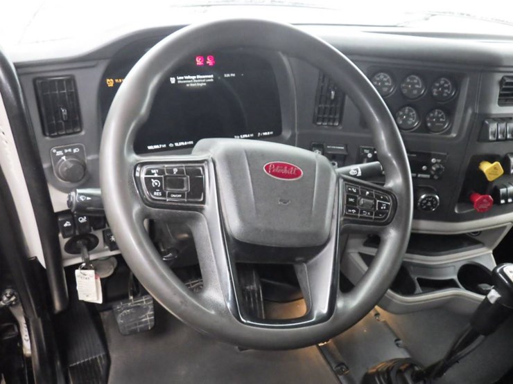 peterbilt-567-image-20