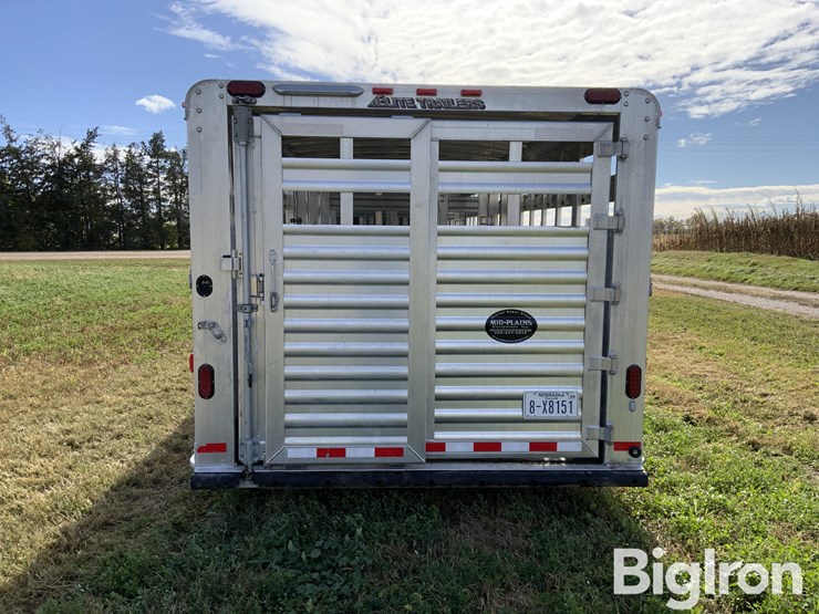 2019-elite-tri/a-gooseneck-livestock-trailer-image-6