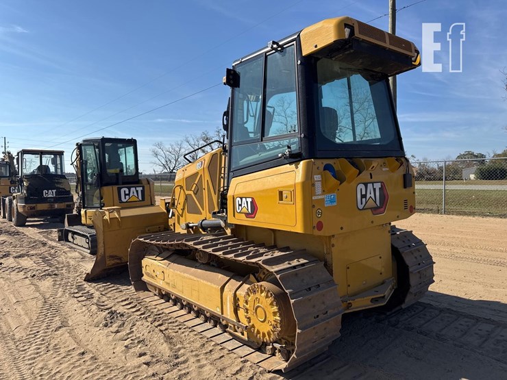 2021-caterpillar-d3-image-2