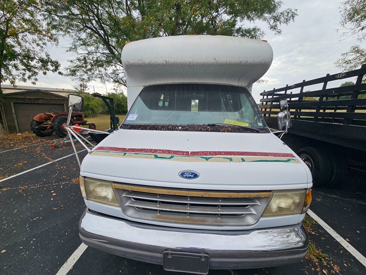#21244-•-1996-ford-econoline-shuttle-bus-(non-runner)-image-9