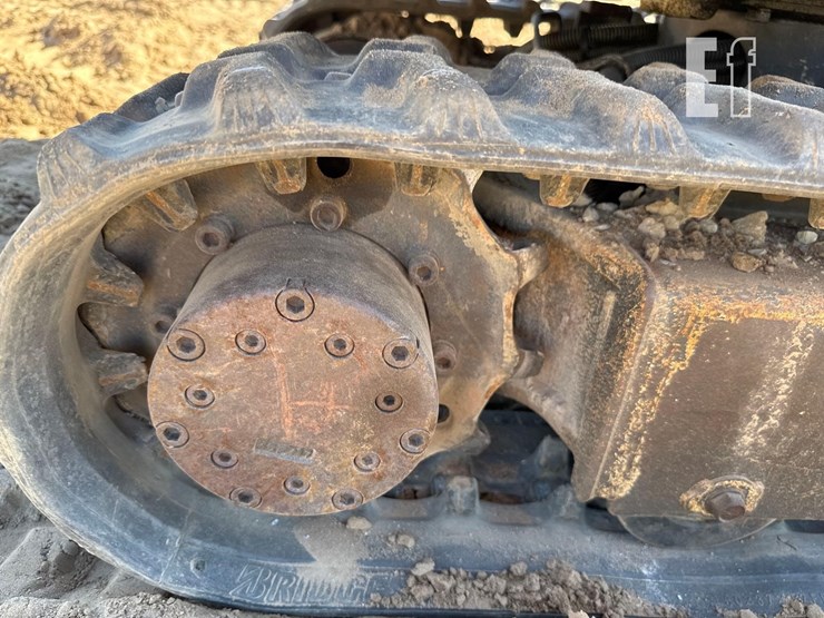 2016-kubota-k008-3-image-15