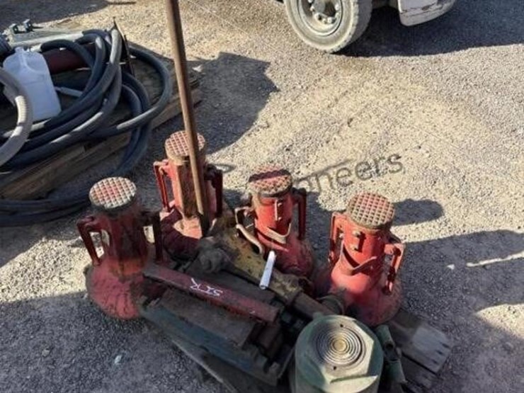 pallet-of-asst-jack-stand-and-jacks-image-3