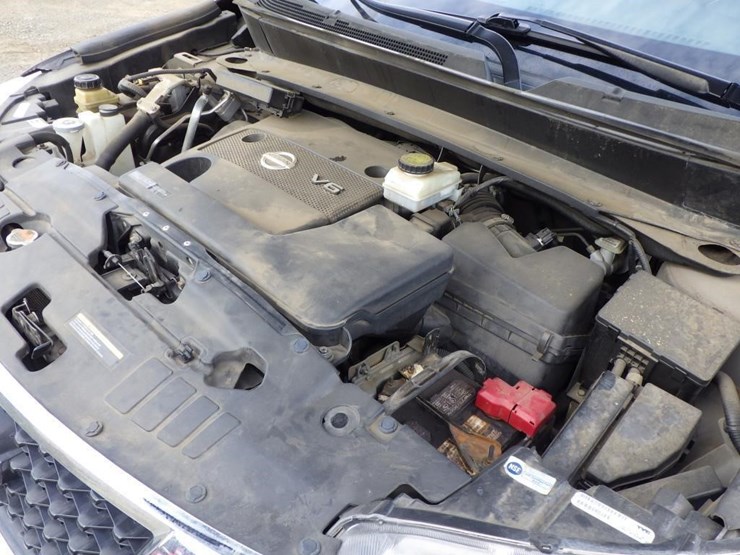 2014-nissan-pathfinder-image-10