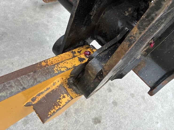 caterpillar-906m-image-19