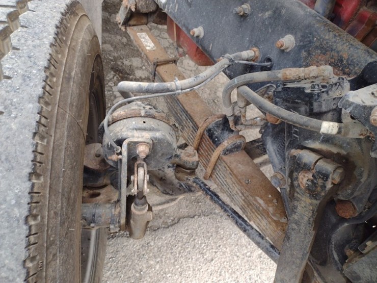 freightliner-122sd-image-27