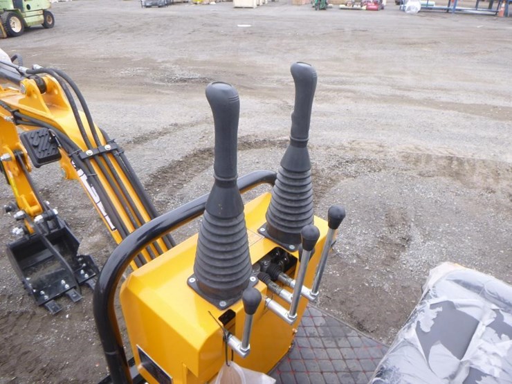 2025-vicsec-vc12-hydraulic-excavator-image-21