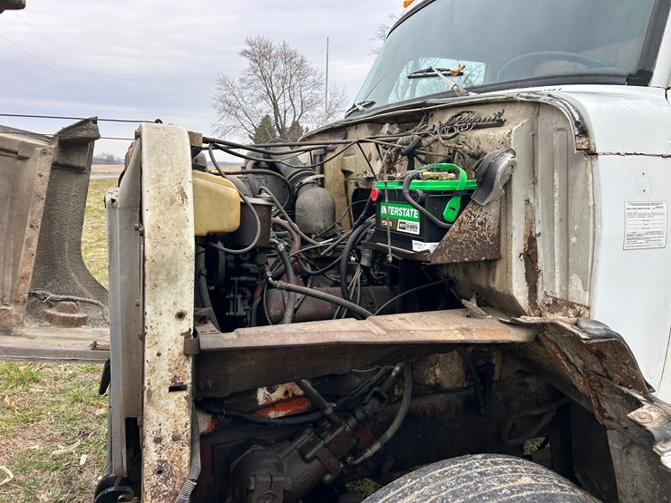 international-fleetstar-image-48