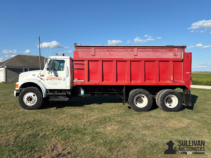 international-4900-image-8