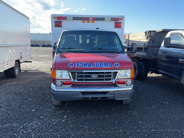 2006-ford-e450-image-2