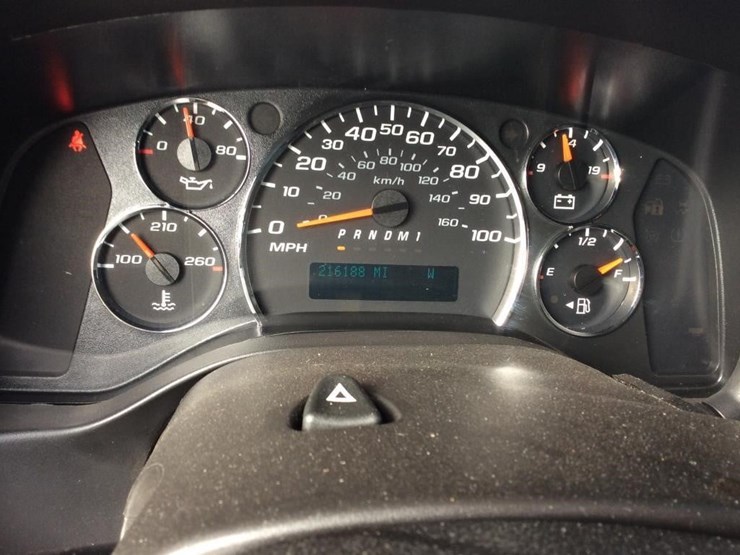 2013-chevrolet-express-3500-image-13