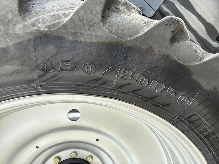 case-ih-magnum-245-image-53