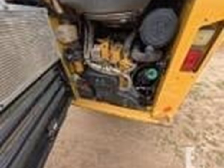 caterpillar-279d-image-12